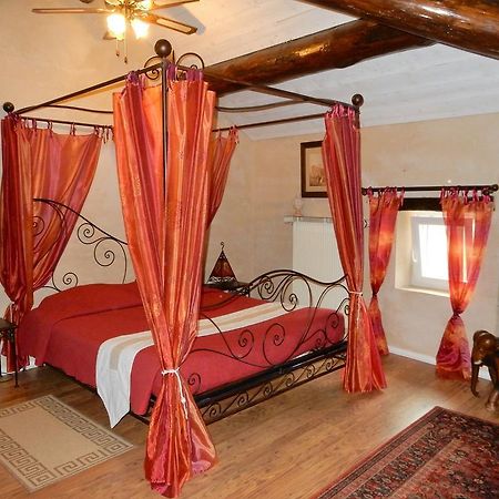 Le Chateau Des Estubiers Bed & Breakfast Serignan-du-Comtat Ngoại thất bức ảnh